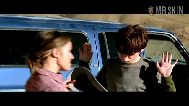 Hottest Emilie de Ravin Scene in The Hills Have Eyes. Underwear. 184016