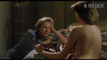 Guillemette Grobon in Le jupon rouge (1987) Breasts Lesbian Breasts Left Breast 217567