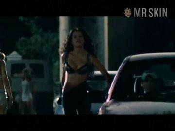 Micaela Nevárez in Princesas (2005) Underwear Bush Butt 205341