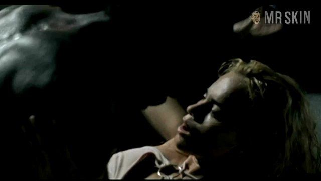 Alice Braga Nude in Lower City. Breasts, bush. 203338