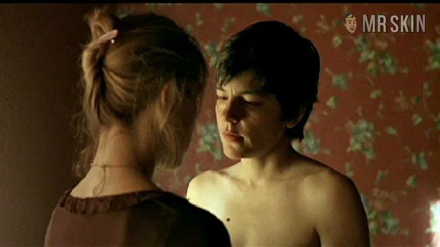 Anneke Kim Sarnau in Unveiled (2005) Breasts Breasts Lesbian 201798