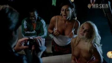 Mercedes McNab in Hatchet (2006) Breasts Breasts Lesbian 208588