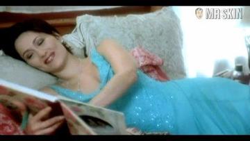 Maria Cina in April's Shower (2003) Breasts Lesbian Breasts Lesbian 201976