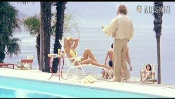 Lova Moor in Sabato, domenica e venerdì (1979) Sexy Breasts Bush 205493