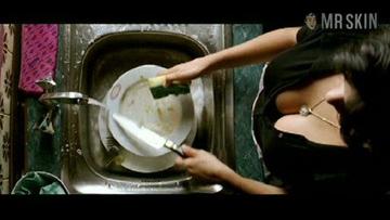 Penélope Cruz in Volver (2006) Sexy Sexy Underwear* 205474