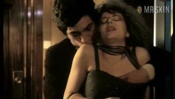 Linda Lay in Emmanuelle y Carol (1978) Breasts Bush Breasts Bush 206863