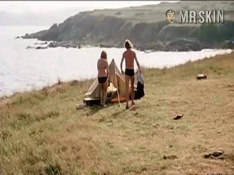 Kareen Schröter Naked in Und nächstes Jahr am Balaton. Butt, Full Frontal, breasts*, bush*. 217855