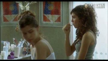 Laetitia Casta in Le grand appartement (2006) Sexy Breasts Bush 208310