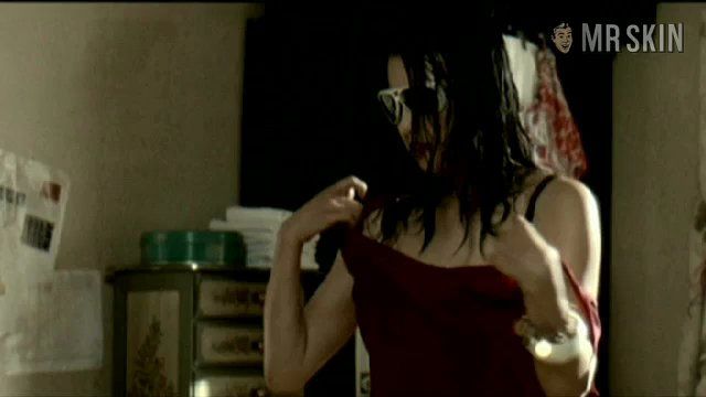 Hottest Ji-hyeon Lee Scene in Bloody Reunion. Underwear, sexy. 205280