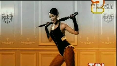 Hottest Rihanna Scene in Umbrella. Sexy. 205748