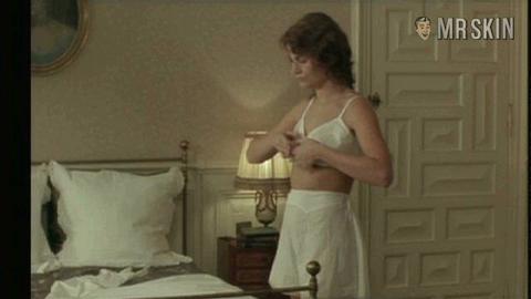 Marina Hands Nude as Constance. Breasts, Butt, Bush. 208064