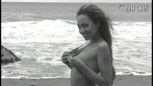 Carla Harvey Naked in Frankenstein vs. the Creature from Blood Cove. Breasts, Butt, bikini. 207367