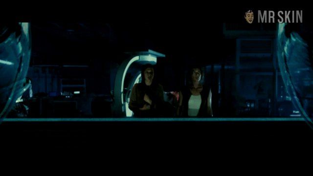 Sexiest Scenes of Alice from Resident Evil: Extinction. Sexy, breasts, bush. 231695