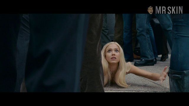 Fantastic 4: Rise of the Silver Surfer's Sexiest Scenes with Jessica Alba. Sexy. 207624