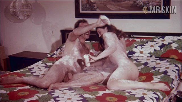 Rene Bond Naked in Refinements in Love. Breasts, Bush, butt. 208237
