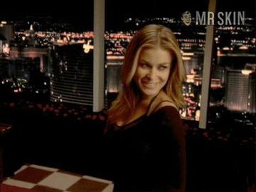 Carmen Electra in Carmen Electra's Aerobic Striptease (2007) Sexy Sexy 208528