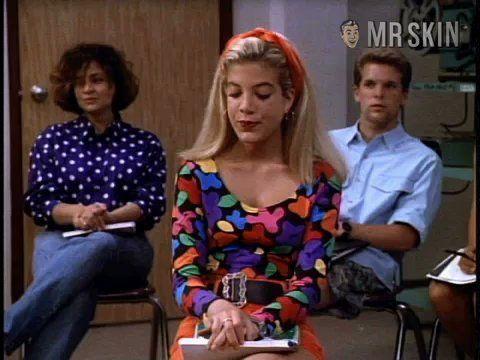 Ann Gillespie in Beverly Hills, 90210 (1990-2000) Bikini Bikini 214443