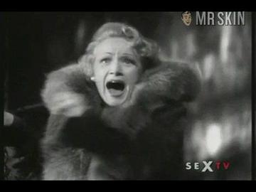 Heidi Sorenson in Dream On (1990-1996) Breasts Butt Breasts Butt 211581