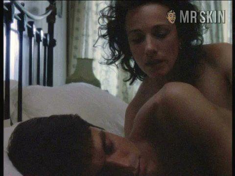 Kate Byers in The Man Who Made Husbands Jealous Breasts Breasts Butt 214633