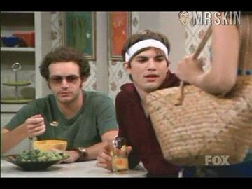 Mila Kunis in That '70s Show (1998-2011) Bikini Bikini Sexy 212077