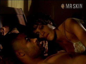 Nicole Ari Parker in Soul Food (2000-2004) Right Nipslip Breasts Butt 221260