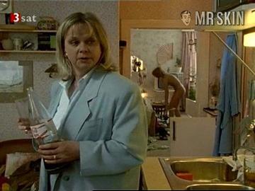 Doris Hick in Kaisermühlen Blues (1992) Butt Full Frontal Breasts Bush 222707