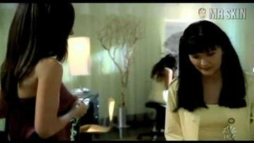 Vanessa Marcil in Las Vegas (2003-2008) Sexy Bikini Sexy 213083