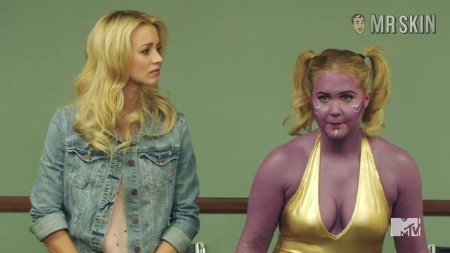 Hottest Amy Schumer Scene in MTV Movie Awards. Sexy. 242804