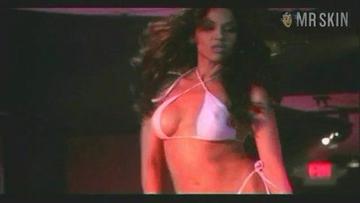 Idalis DeLeon in Six Feet Under (2001-2005) Breasts Thong Breasts Thong 211566