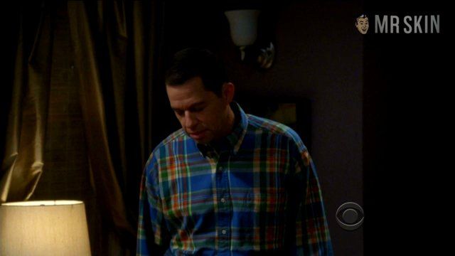 Sexiest Scenes of Lyndsey from Two and a Half Men. Sexy, underwear. 222791