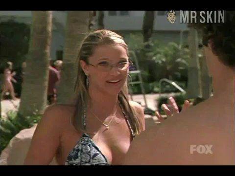 Hottest Kristen Renton Scene in The O.C.. Bikini. 212354