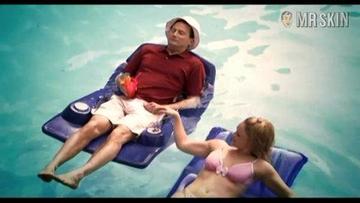 Lauren Bowles in Arrested Development (2003-2019) Bikini Bikini Sexy 213743