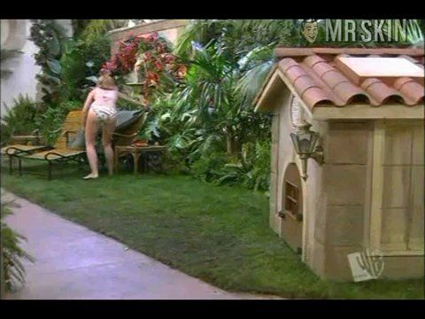 Keri Lynn Pratt in The Help (2004) Bikini Bikini 212339