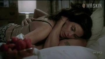 Teri Hatcher in Desperate Housewives (2004-2011) Underwear Sexy Underwear 214283