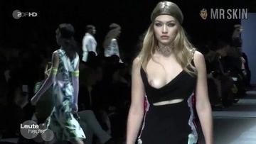 Gigi Hadid in Leute heute (1997-2016) Breasts Breasts 249159