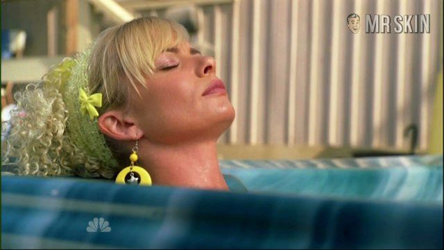 Sexiest Scenes of Joy Turner from My Name Is Earl. Bikini, sexy, underwear. 215057