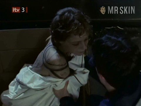 Samantha Morton in Cracker Butt Butt 217487