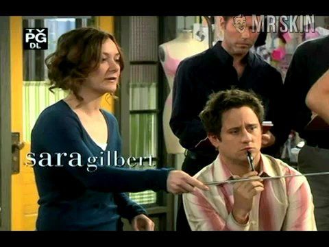 Molly Stanton in Twins (2005) Underwear Sexy Underwear 213298