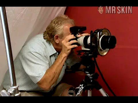 Holly Madison Naked in The Girls Next Door. Breasts, bush, butt. 213409