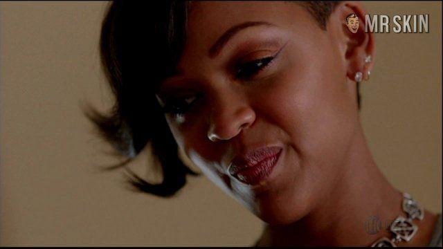 Meagan Good in Californication (2007-2014) Underwear Left Nipslip Breasts Left Nipslip 228214