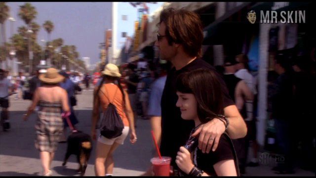 Hottest Venice Beach Girl Scenes. Bikini. 215223