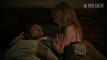 Jenny Wade in Reaper (2007-2009) Underwear Underwear 216547