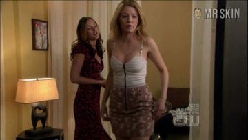 Blake Lively in Gossip Girl (2007-2012) Sexy Sexy Underwear 216532