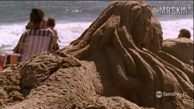 Hottest Spencer Grammer Scene in Greek. Bikini, sexy, underwear. 215000
