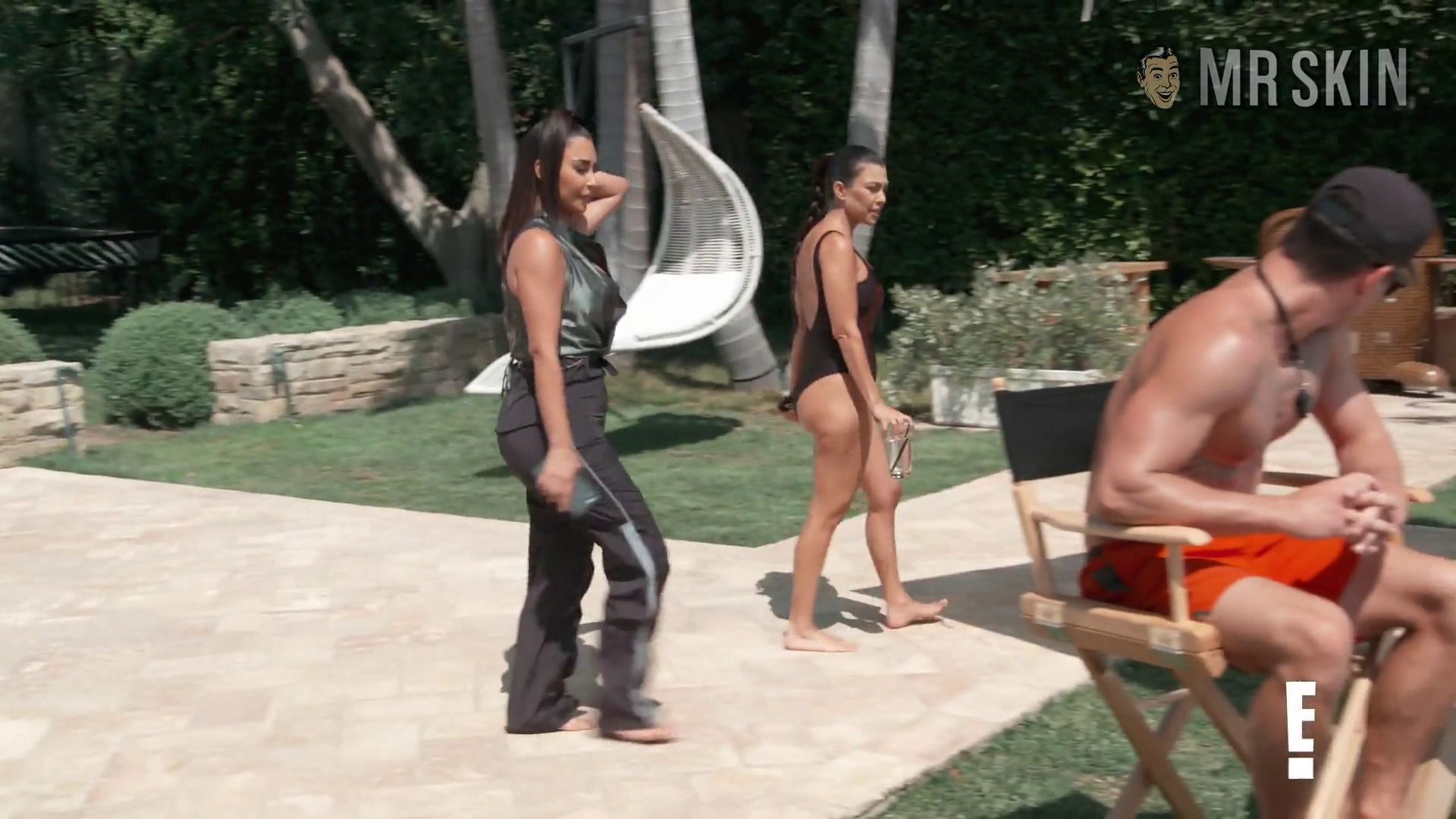Hottest Kourtney Kardashian Scene in Keeping Up with the Kardashians. Sexy, bikini, butt. 321638
