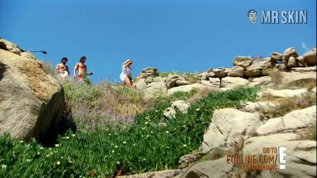 Leah Felder in Keeping Up with the Kardashians (2007-2021) Bikini Bikini 234542