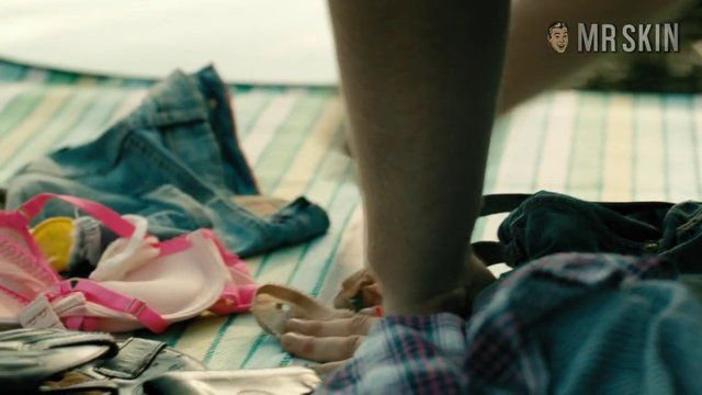 Lola Dockhorn Nude in Polizeiruf 110. Full Nudity, breasts, bush. 248026