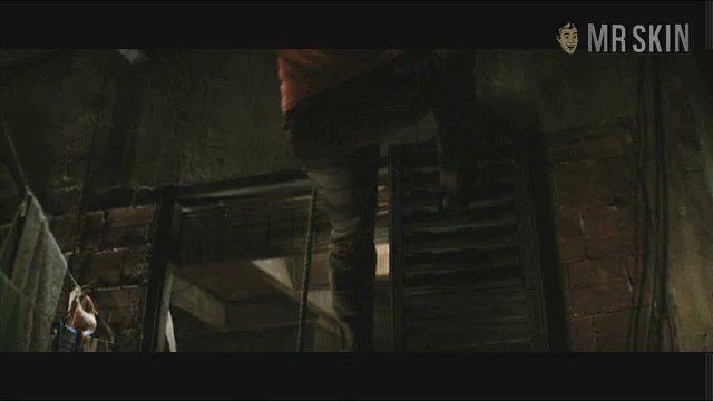 Débora Nascimento in The Incredible Hulk (2008) Sexy Sexy 210799