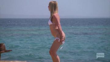 Sonja Morgan in The Real Housewives of New York City (2008-2023) Bikini Butt Bikini Butt 270198