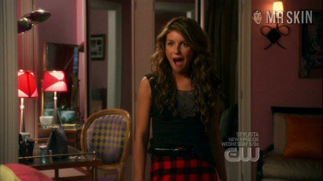 Sexiest Shenae Grimes Scene in 90210. Underwear, bikini, sexy*. 215191